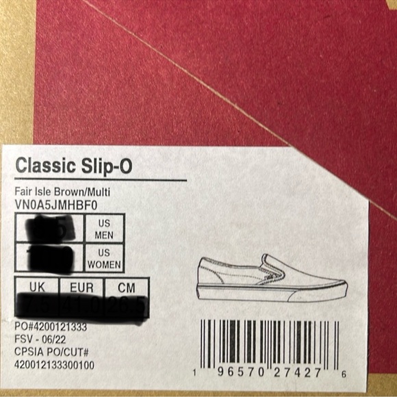 Vans WMNS Classic Slip-0n
Fair Isle Brown/Multi
VN0A5JMHBF0
Sneakers - Picture 16 of 16